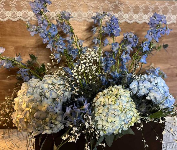 the susan elizabeth floral arrangement