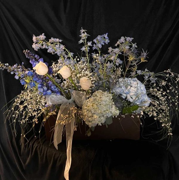 the tammy lynne flower arrangement